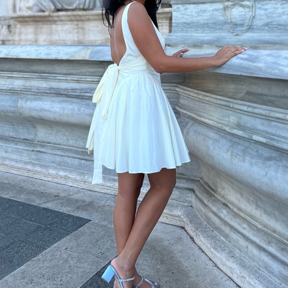 House of CB Ivory Florianne Dress - Picture 8 of 9